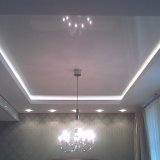 Потолок с белой подсветкой