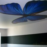 Фотопечатный потолок синяя бабочка